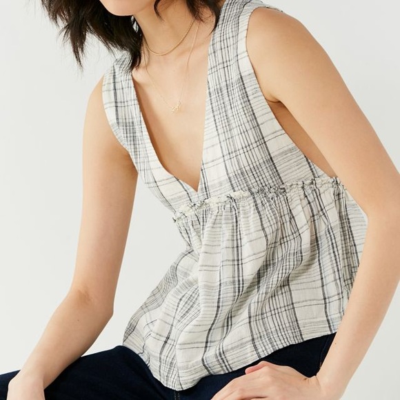 Urban Outfitters Melody Linen Babydoll Top - Picture 1 of 15